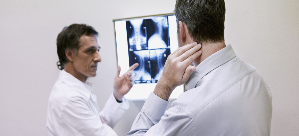 When should I be worried about neck pain?