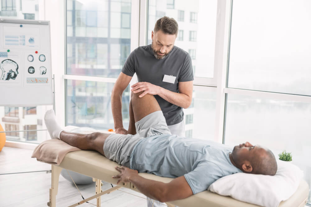 Is Physical Therapy Better Than Chiropractic