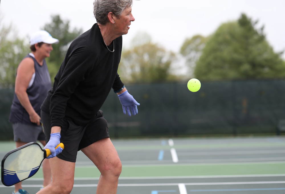 why-do-my-hips-hurt-after-pickleball-6-common-reasons