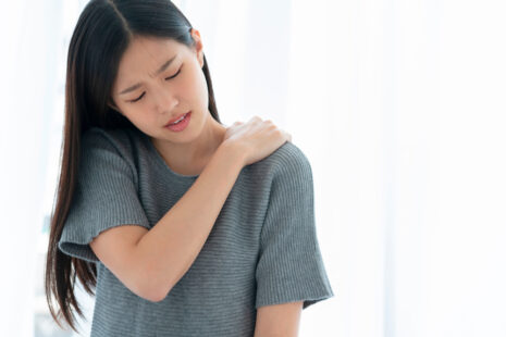 What Helps Shoulder Pain Without Surgery