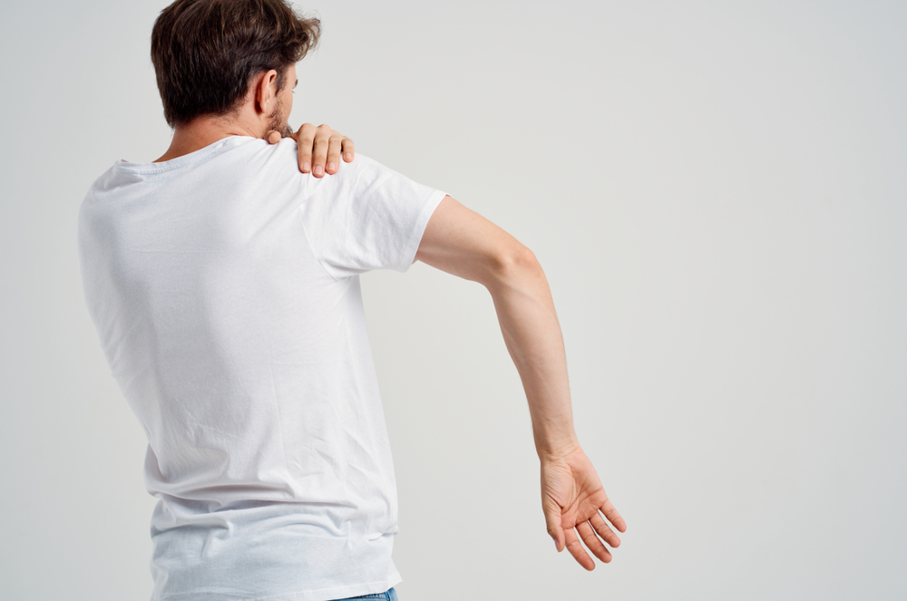 Why Does My Shoulder Joint Hurt When I Lift My Arm