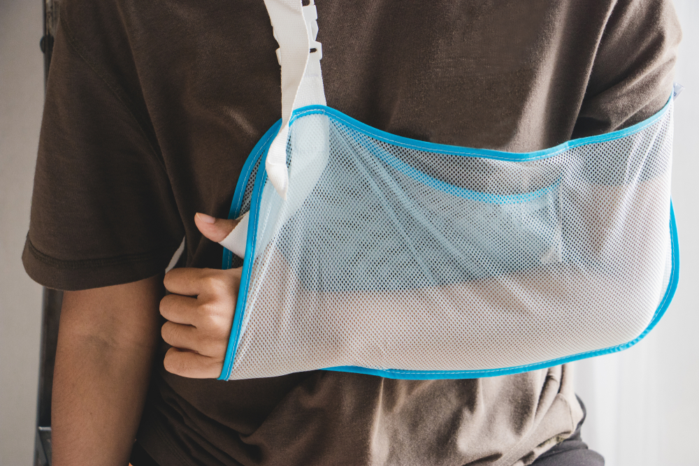 Should I Wear A Sling For Rotator Cuff Injury