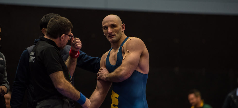 How Do You Treat A Wrestling Injury?