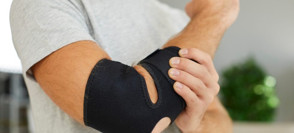 Can You Wrestle With An Elbow Brace?