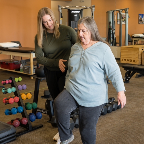 hip-and-knee-pain-relief-Physical-Therapy-by-Phoenix-Springfield-MO